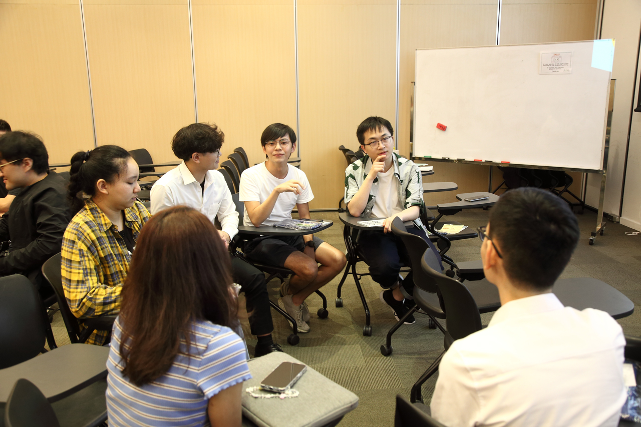 Group discussion in Faculty Student Adviser Training for 2023-24